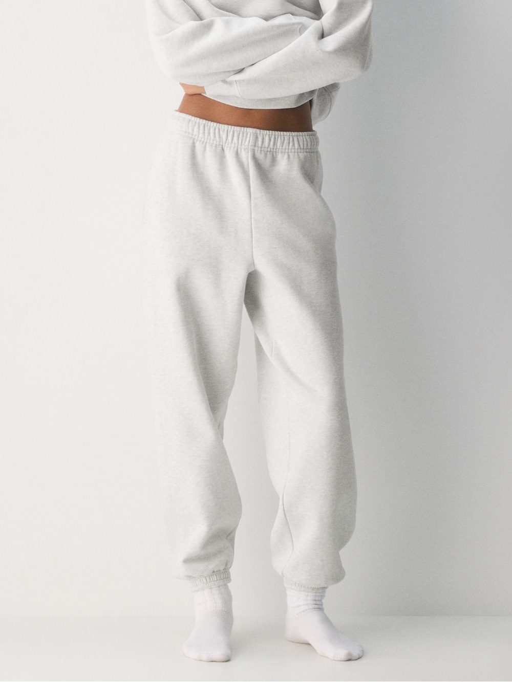 Aritzia cozy sweatfleece mega jogger